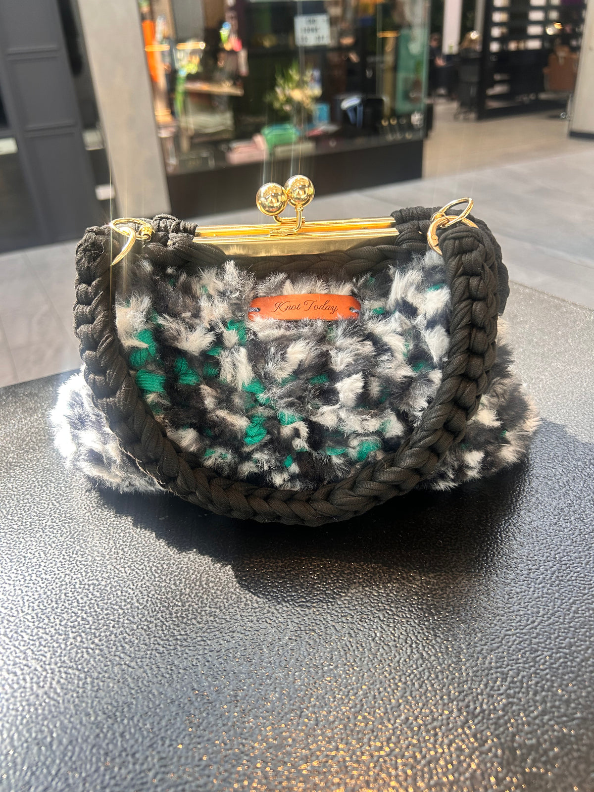 Rosie clutch